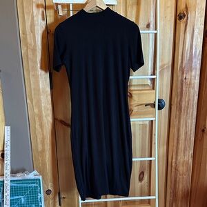 NWOT Magaschoni Black Short-Sleeve Mock Neck Midi Dress Double Layer Fine Rib